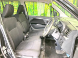 運転席シート廻りは使用感も少なく、良好な状態となっています。丁寧に使われていたことがよくわかりますね。