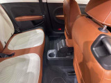 ◆LIBERALAは、輸入車選びの新たなスタイルを提案するインポート・セレクト・ブランドです。オーナー様となる方がクルマから直接感じる感性を第一にした、最良の一台との出会いをコーディネートいたします。