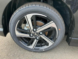 安全・安心な走行のために、納車前にダイハツのクルマを知り尽くしたエキスパートが基本性能に関わる機能や状態を徹底的に点検。消耗部品の交換など法定12ヶ月点検相当の点検・整備を実施しております