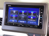 ナビ機能だけでなく、ミュージックサーバー、Bluetooth、フルセグテレビ、DVDとCD再生など、オーディオ機能がついています。
