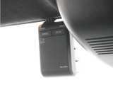 ◆ドライブレコーダー◆映像・音声などを記録する自動車用の装置です。 もしもの事故の際の記録はもちろん、旅行の際の思い出としてドライブの映像を楽しむことができます。