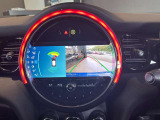 バックカメラ搭載!駐車時も安心ですね!