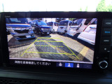 もちろんリアカメラも付いてますので、車庫入れも安心ですね。
