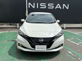 夜間も明るく、ドライブが楽しめるLEDヘッドライト搭載です(^^)/視認性が高まり安心安全ですね。
