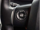ステアリングスイッチではオーディオ操作が可能です。運転中のご利用は十分にご注意ください。