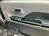 安全・安心な走行のために、納車前にダイハツのクルマを知り尽くしたエキスパートが基本性能に関わる機能や状態を徹底的に点検。消耗部品の交換など法定12ヶ月点検相当の点検・整備を実施しております