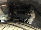 お車を安心してお乗りいただく為には、足回りの定期点検が欠かせません。サービスサポート(有償保証)では無料点検もご提供しており、安心のカーライフをお過ごしいただけるサポート体制が整っています。