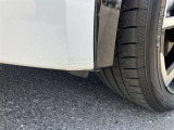 傷等が御座いますので、現車をご覧になって状態を確認をして下さい。修理をご希望の方は有償になりますが、弊社板金工場にて修理可能です!詳細はスタッフにご相談ください!
