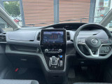 内装はルームクリーニング済みです!清潔な車内で快適なドライブをお楽しみください!!前席、後席、そしてエンジンルームまで全てクリーニング済みです。