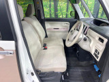 運転席シート廻りは使用感も少なく、良好な状態となっています。丁寧に使われていたことがよくわかりますね。