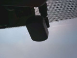 ドライブレコーダーを装備。映像の証拠があると万が一の時に安心です。