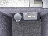 シガーソケット用の充電器が使用可能です!