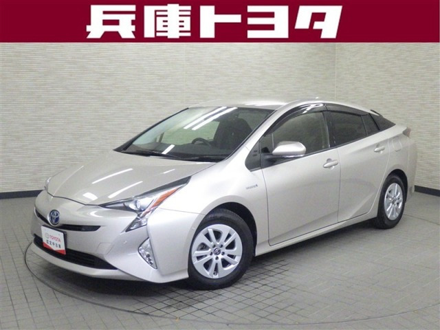 プリウス 1.8 S セーフティ プラス 