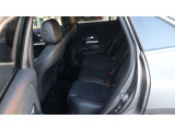 GLAクラス GLA200d 4マチック AMGラインパッケージ 4WD 