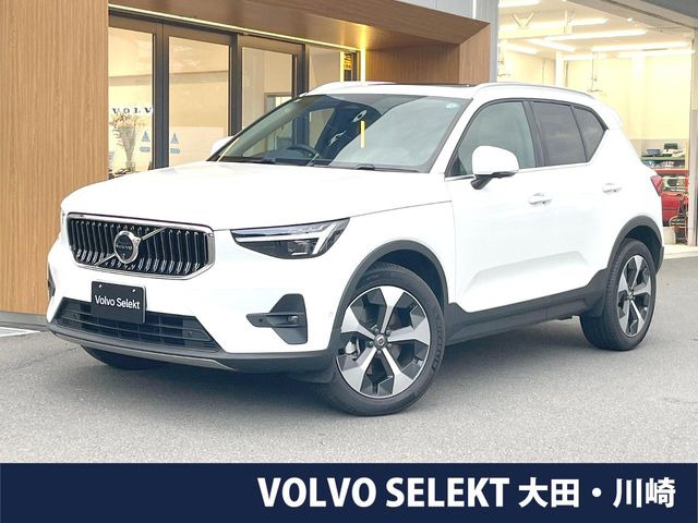 XC40 ウルトラ B4 AWD 4WD