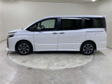 ヴォクシー 2.0 ZS 煌III 