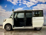【大好評★ボディーコーティング!】愛車のお手入れはこれで決まり!納車時にしっかりとコーティングする事で大切なお車が長持ちします!お値段やコーティングの耐久性なども様々ですので先ずはご相談ください!