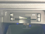 【ETC】高速道路の料金所をストレスなく通過!話題のスポットやサービスエリアに多い「スマートIC」利用時は必須のアイテムです。当店でセットアップを実施、ご納車当日からすぐにご利用いただけます!