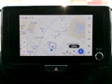 DCM(専用通信機)を装備したコネクティッドナビです。なおT-Connect契約により、令和12年3月まで無償でのご利用が可能です。詳しくは営業スタッフにお問い合わせください。