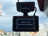 今では当たり前の装備のドライブレコ-ダ-♪