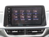 【App-Connect】AppleCarPlayやAndroid Autoに対応しております。App-Connectを使用して対応可能なアプリを画面上に表示したり音声にて操作を行うことが可能です。