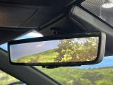 【デジタルインナーミラー】後席の大きな荷物や同乗者で後方が確認しづらい時でも安心!カメラが撮影した車両後方の映像をルームミラー内に表示。クリアな視界で状況の確認が可能です!