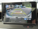 バックカメラももちろんついておりますので車庫入れの安心感がアップしますね!