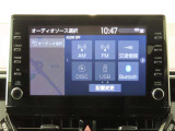 ディスプレイオーディオ。ラジオ、CD、DVD、Bluetoothご利用いただけます。