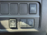 両側が電動スライドドアで、左右どちらからでも乗り降りOK。更に運転席のスイッチ、インテリキーのボタンでも開閉自在。挟み込み防止機能も安心です!