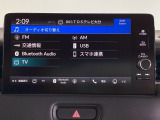 AVメニューはご覧の通り、様々なコンテンツに対応、ドライブを楽しく演出できます。詳しくはスタッフへお尋ねください