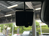 店舗へのアクセスはお車の場合、東名高速道路「東名川崎IC」「横浜青葉IC」、公共交通機関の場合、東急田園都市線・横浜市営地下鉄ブルーライン「あざみ野」が最寄です。あざみ野駅より徒歩3分の場所にございます。