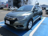 納車の前には、当社の整備工場でしっかり点検を行います。整備費用は車両価格に含まれます。