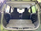 普段のお買い物や通勤、送迎等に十分な荷室スペースを確保しております。セカンドシートを倒すと、大きな荷物の積載も可能です♪