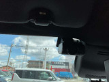 日産純正ドライブレコーダーです。前方向けとルームミラーから車室内後方を撮影します。
