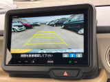 バックカメラ♪運転席から死角となりやすい部分も見えやすく車庫入れの苦手な方にも安心して駐車できます☆