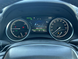 【スピードメーター】メーターがシンプルで見やすく運転しやすいですね。