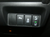 横滑り防止システムボタン