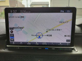 新型11.4インチのナビを装備しております!非常に大きく見やすいです。