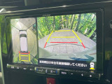 【パノラミックビューモニター】専用のカメラにより、上から見下ろしたような視点で360度クルマの周囲を確認することができます☆死角部分も確認しやすく、狭い場所での切り返しや駐車もスムーズに行えます。