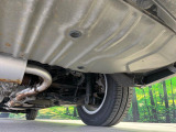 お車を安心してお乗りいただく為には、足回りの定期点検が欠かせません。サービスサポート(有償保証)では無料点検もご提供しており、安心のカーライフをお過ごしいただけるサポート体制が整っています。