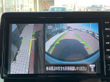 左サイドカメラとフロントカメラ運転席から死角となりやすい車両左前部分や前方部分もバッチリ見えます♪