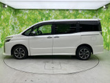 ヴォクシー 2.0 ZS 煌III 4WD 
