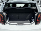 フォルクスワーゲンの車には、フォルクスワーゲンの専門知識が必要とされます。専用の機器・設備と専門技術でお客様のロングカーライフをお約束いたします。