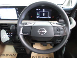 運転が楽しくなる明るく開放的な運転席まわりです。