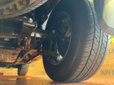 お車を安心してお乗りいただく為には、足回りの定期点検が欠かせません。サービスサポート(有償保証)では無料点検もご提供しており、安心のカーライフをお過ごしいただけるサポート体制が整っています。