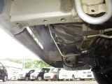 下廻りの防錆加工は多くの方が施工されてます。サビてフレームに穴が開く前にオプションで施工されることをお勧めいたします。融雪剤などから下回りを長期間、守ります。是非購入時ご検討ください