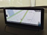 マツダコネクトの8.8インチワイドセンターディスプレイです。『Android Auto』『Apple CarPlay』や独自のコネクテッドサービスに対応したインターフェイスシステムです。