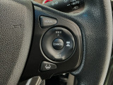 【アダプティブ・クルーズ・コントロール】予め設定した車速内でクルマが自動的に加減速。 前走車との適切な車間距離を維持しながら追従走行し、高速道路でのドライバーの疲労を軽減してくれる嬉しい機能付♪
