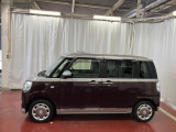 【スマートアシストIII搭載車】 衝突回避支援ブレーキ機能(対車両・歩行者)、衝突警報機能(対車両・対歩行者)、誤発信抑制制御機能などの機能で安全な運転をサポートします。