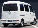 オリックス認定中古車は厳選した上質な車輌のみをお届け致します。全車にプロの職人による徹底した内外装の清掃、磨き上げ処理を施しております。